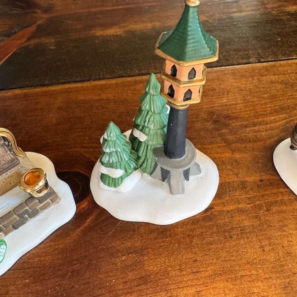Department 56 Christmas Village Figurines